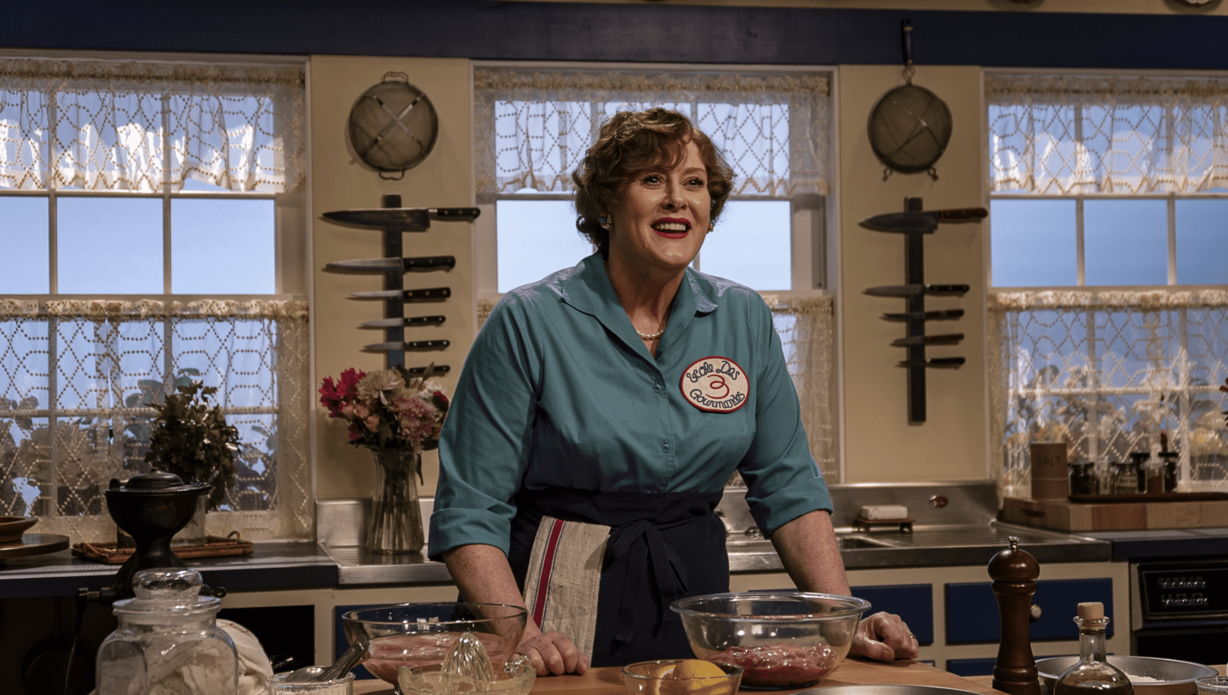 Julia Child (Sarah Lancashire) preparing sweetbreads