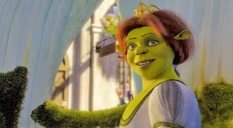 Princess Fiona smiling and ready to get married 