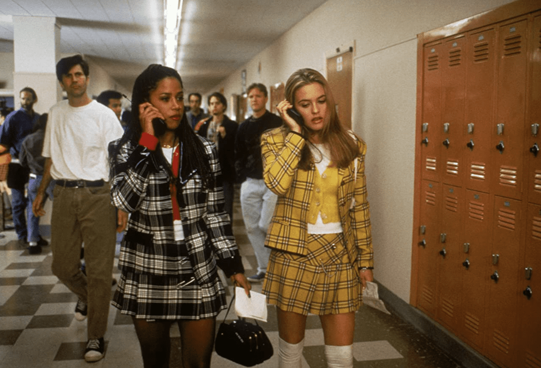 Dionne (Stacey Dash) and Cher (Alicia Silverstone)