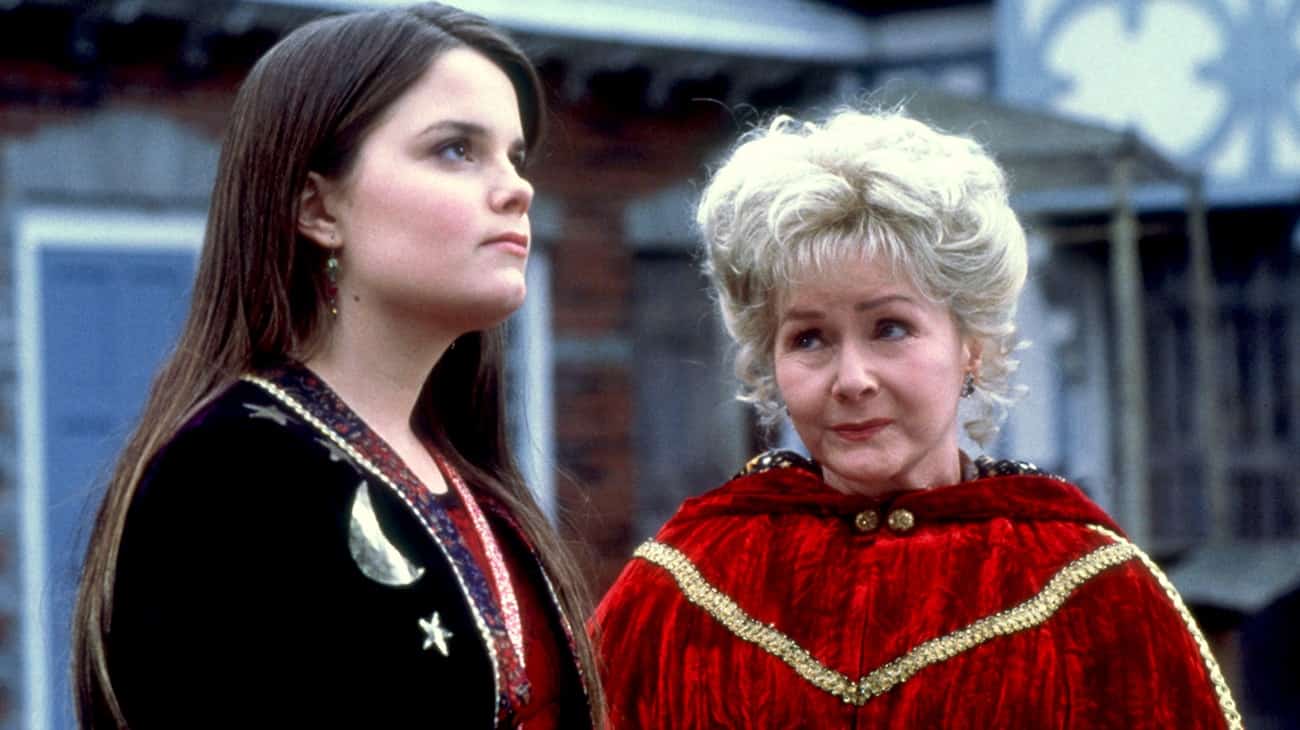 Marnie Piper (Kimberly J. Brown) and Aggie Cromwell (Debbie Reynolds)