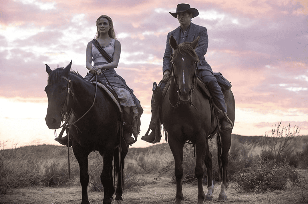 Dolores Abernathy (Evan Rachel Wood) and Teddy Flood (James Marsden)