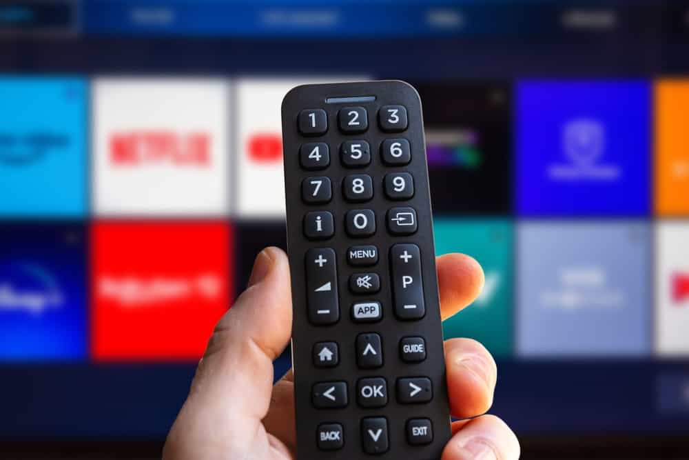 How to Watch Live Sports Without Cable - The Plug - HelloTech