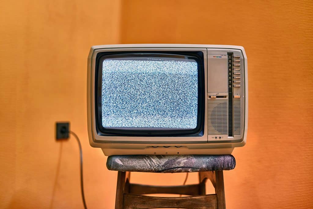 How to Watch TV Without Internet or Cable in 2023